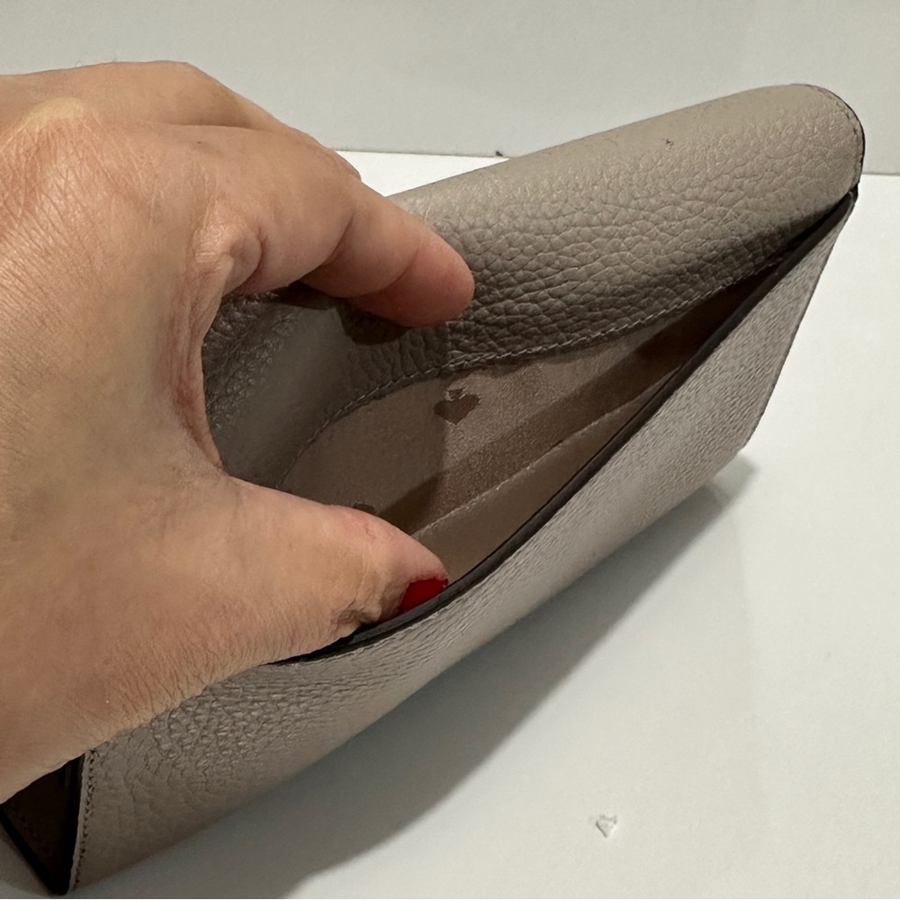 Authentic Kate Spade Wallet - Picture 3 of 9